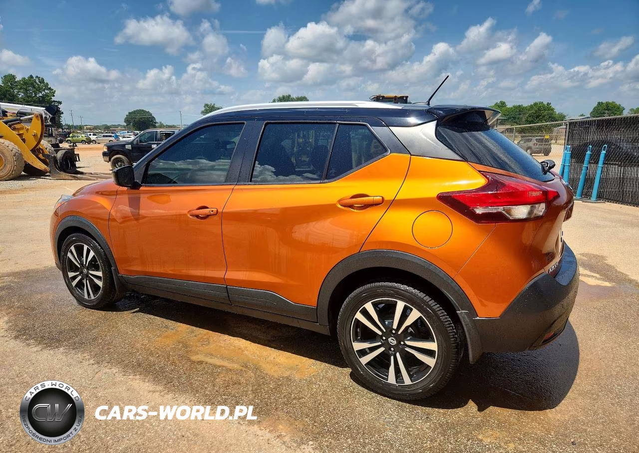 2018 Nissan Kicks Sv VIN:3N1CP5CU3JL528224 - 2