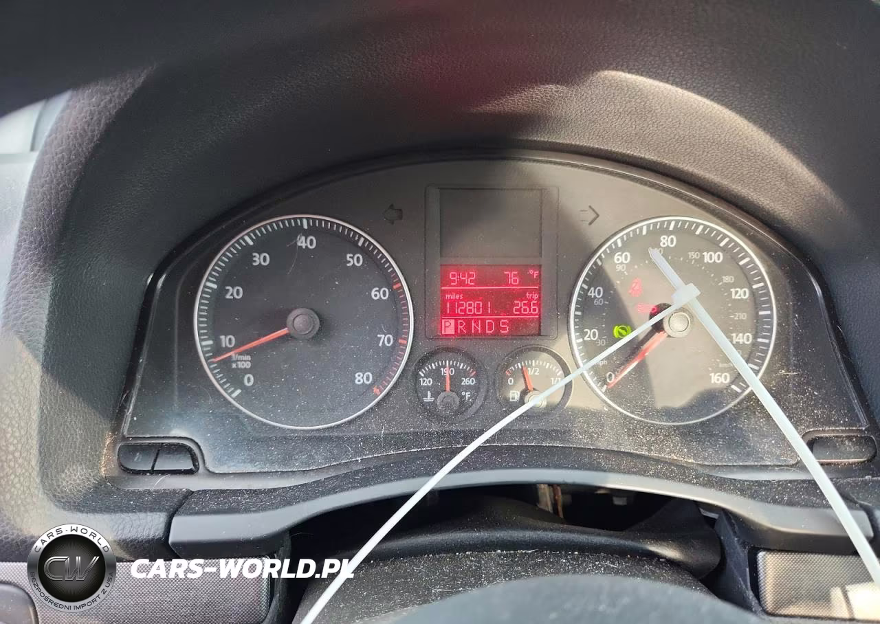 2007 Volkswagen Rabbit VIN:WVWDS71K17W093347 - 9