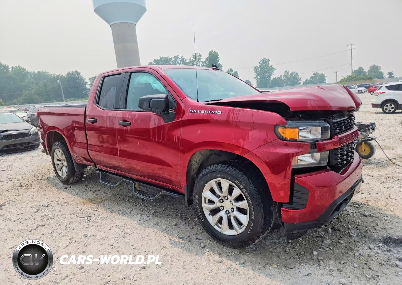 2020 Chevrolet Silverado K1500 Custom VIN:1GCRYBEK0LZ211401 - 4