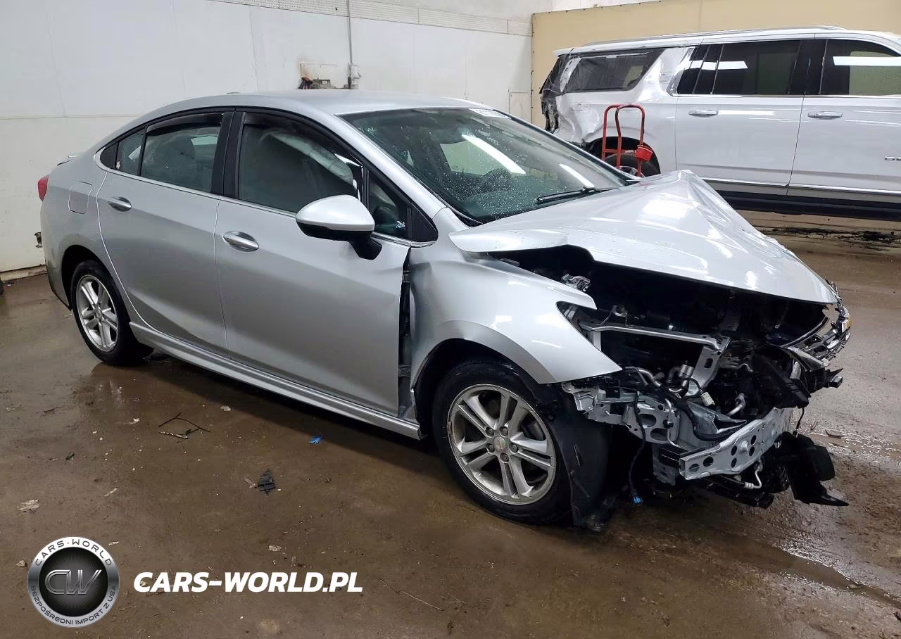 2017 Chevrolet Cruze Lt VIN:1G1BD5SMXH7246656 - 4