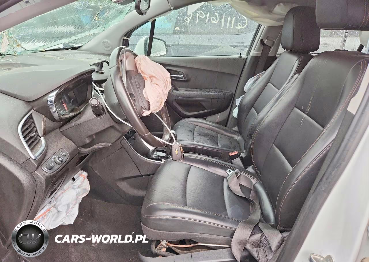2020 Chevrolet Trax Premier VIN:3GNCJRSB1LL126637 - 7