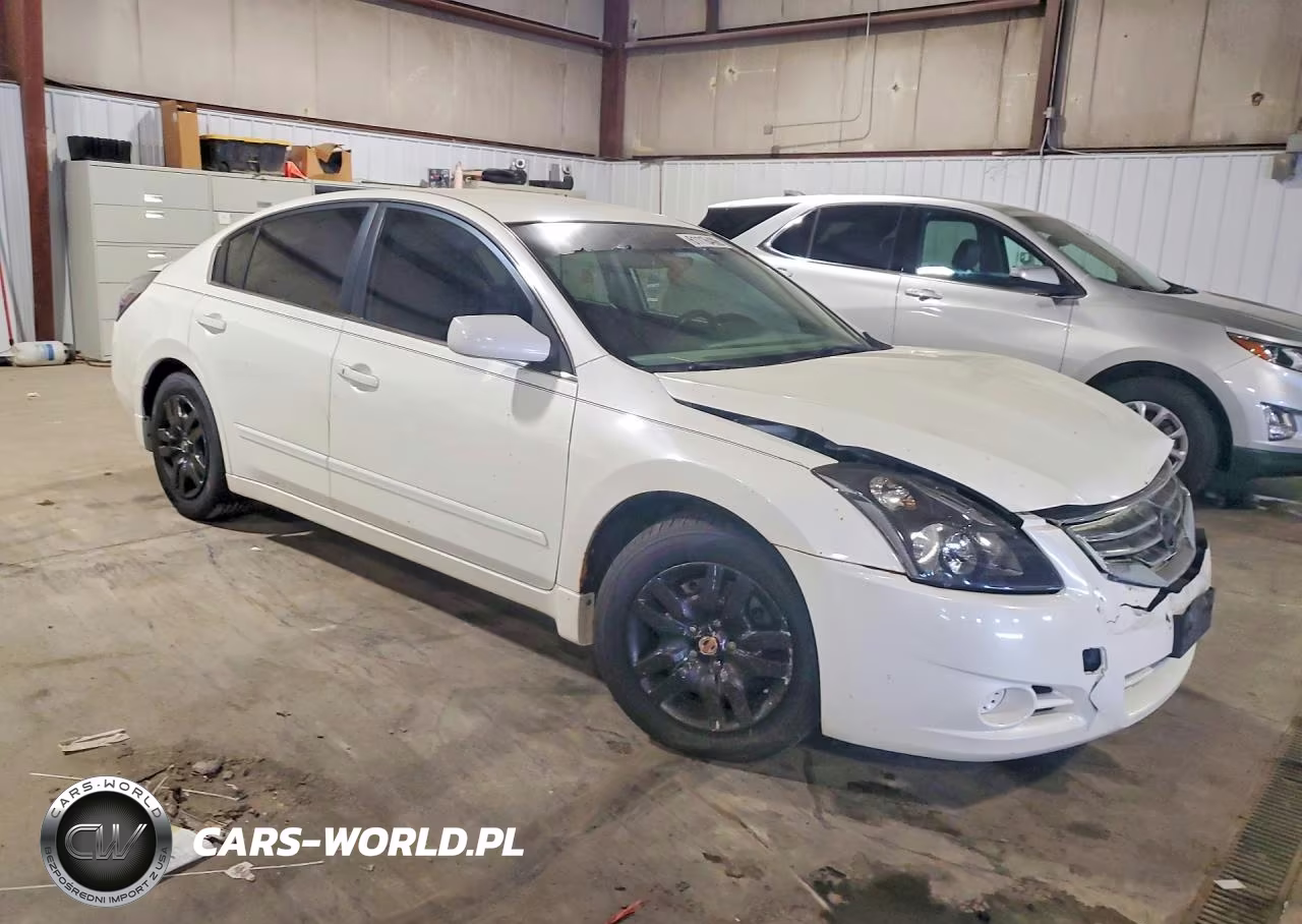 2011 Nissan Altima Base-S VIN:1N4AL2AP4BN516487 - 4