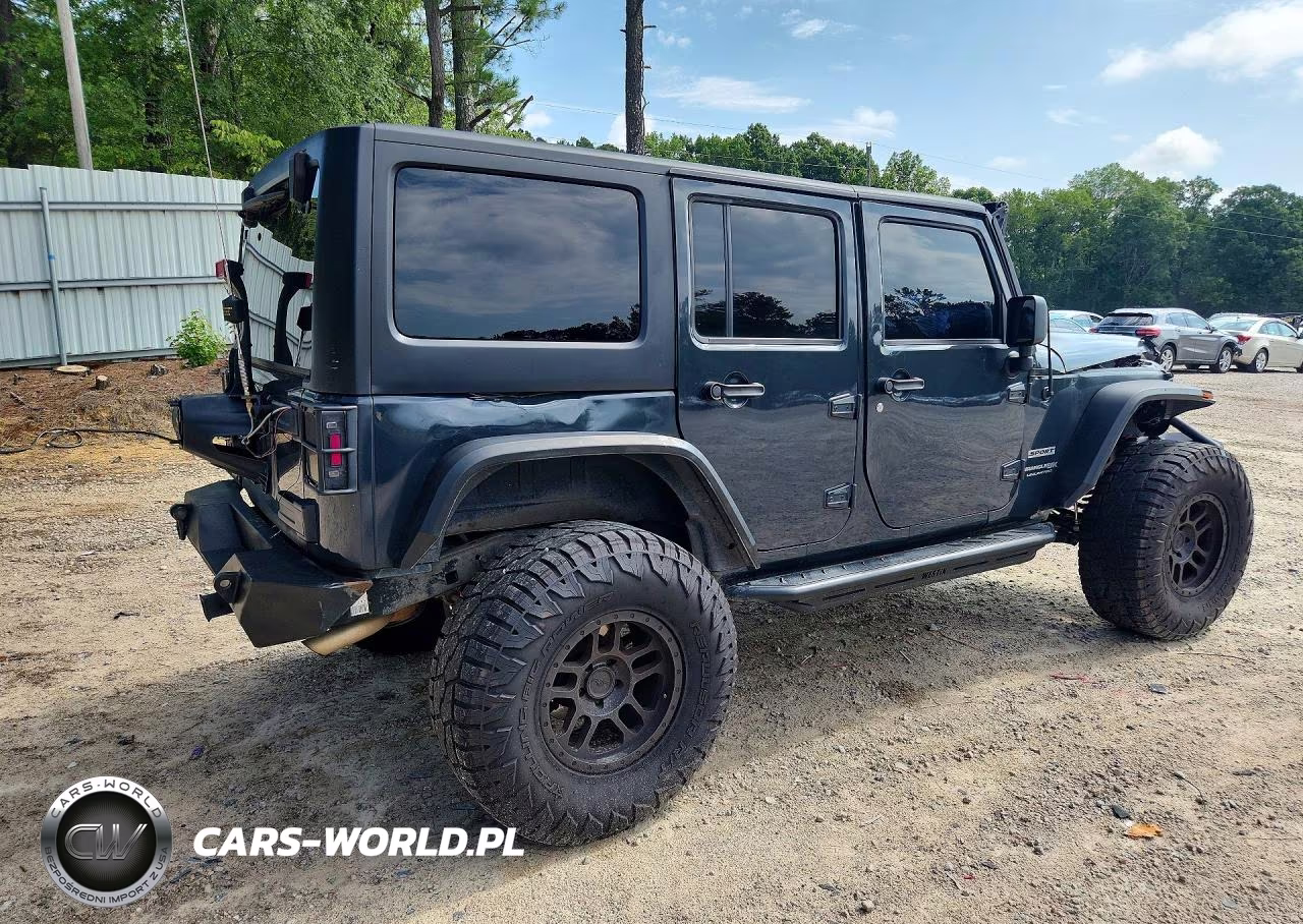 2018 Jeep Wrangler Unlimited Sport VIN:1C4BJWDG6JL858962 - 3