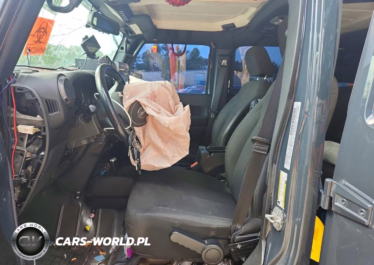 2018 Jeep Wrangler Unlimited Sport VIN:1C4BJWDG6JL858962 - 7