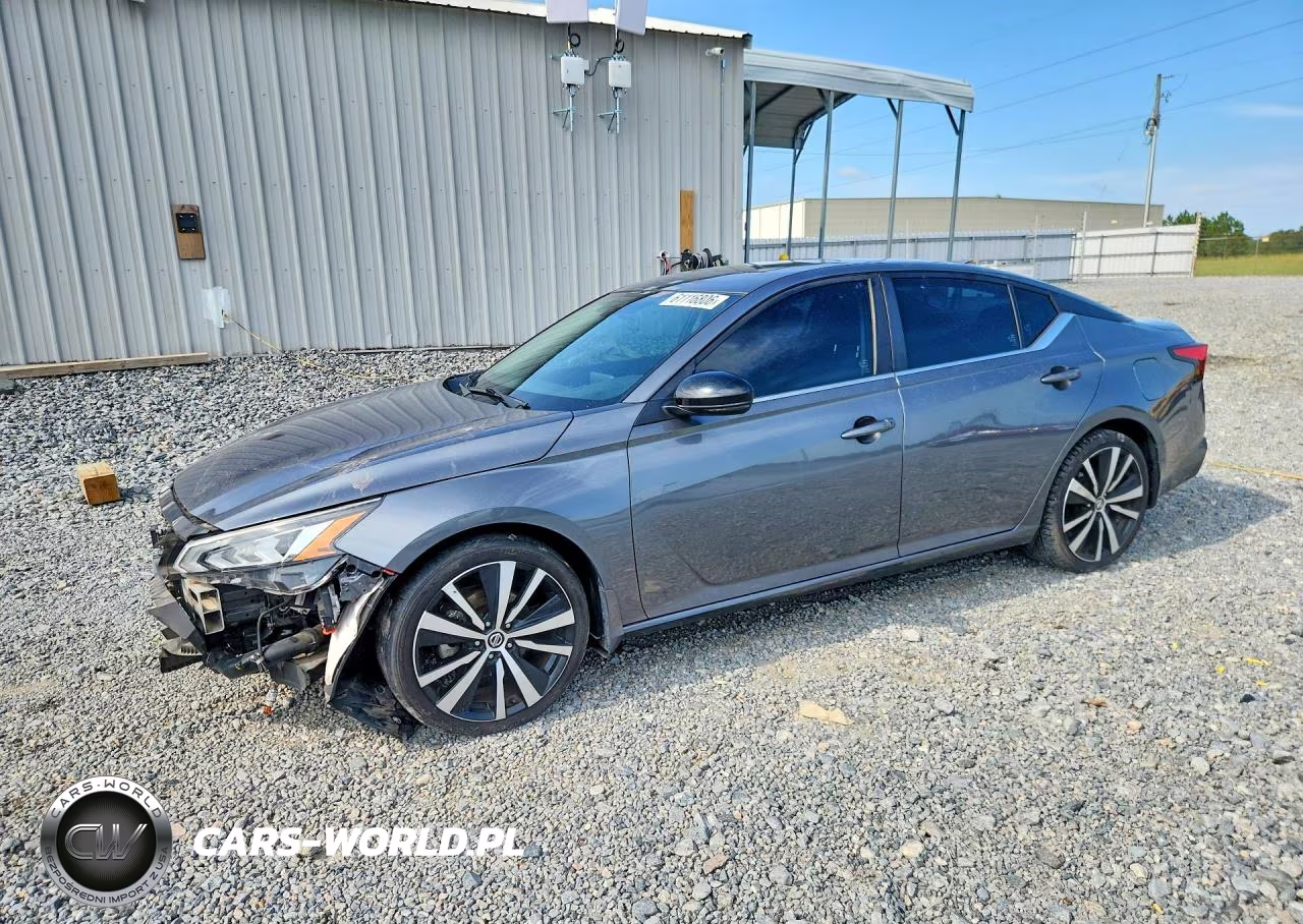 2021 Nissan Altima Sr