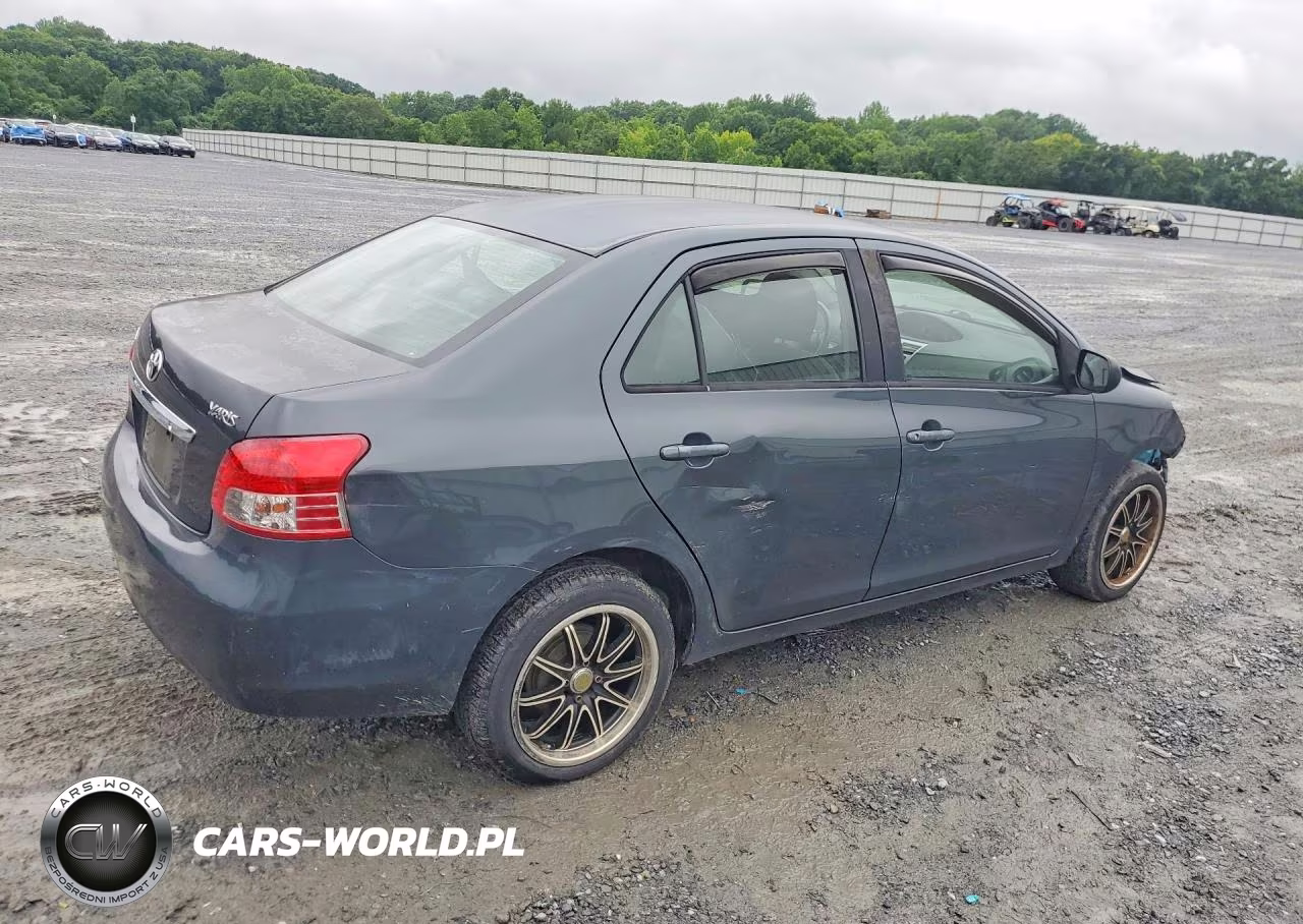 2007 Toyota Yaris Base VIN:JTDBT923671019975 - 3