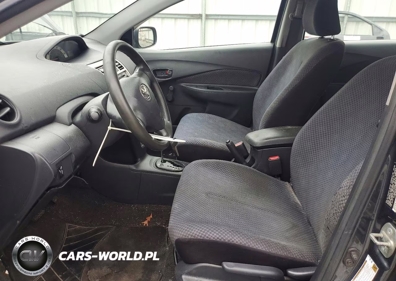 2007 Toyota Yaris Base VIN:JTDBT923671019975 - 7