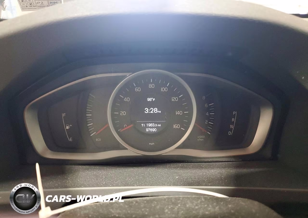 2018 Volvo S60 Dynamic VIN:YV140MTL0J2455932 - 9