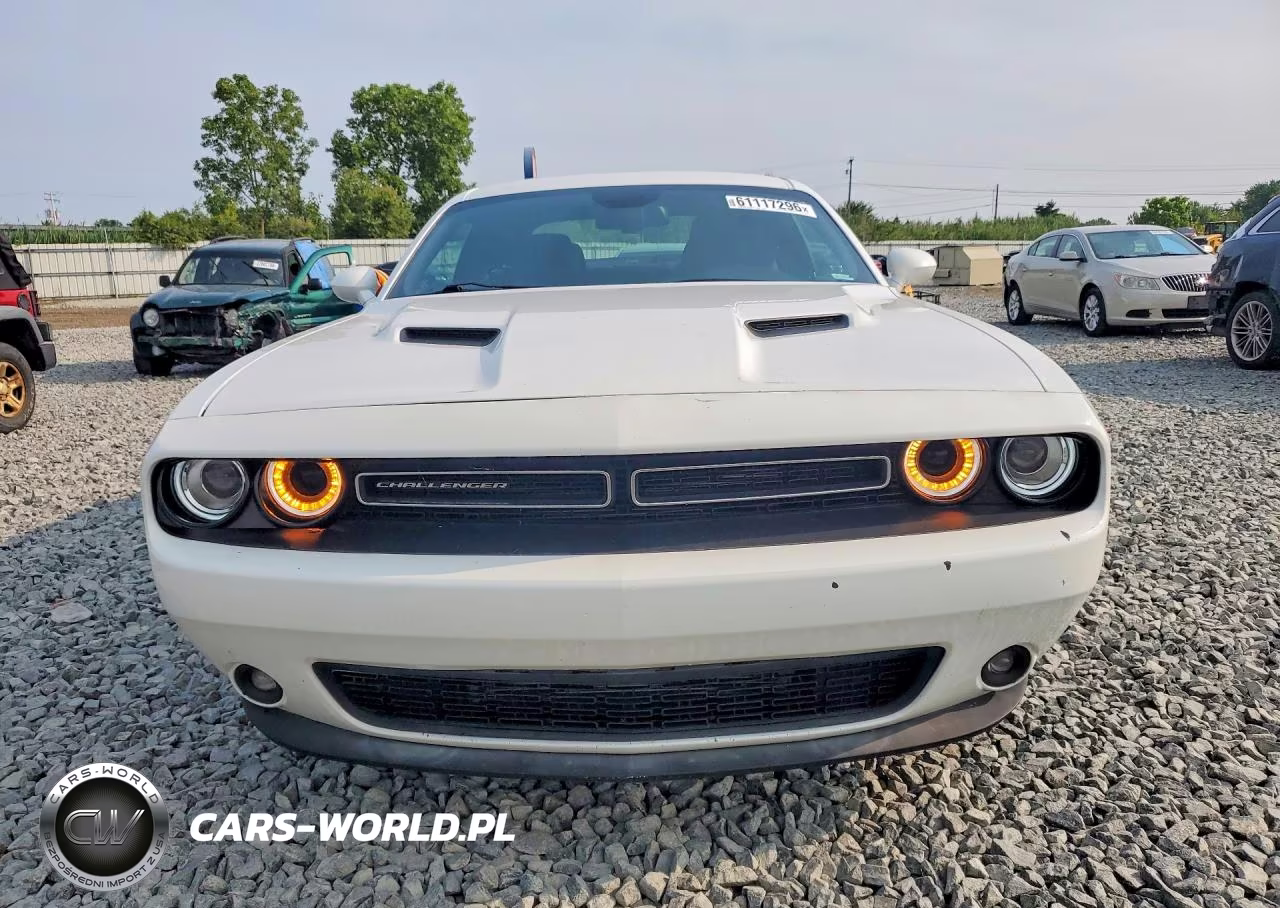 2016 Dodge Challenger Sxt VIN:2C3CDZAG9GH257136 - 5