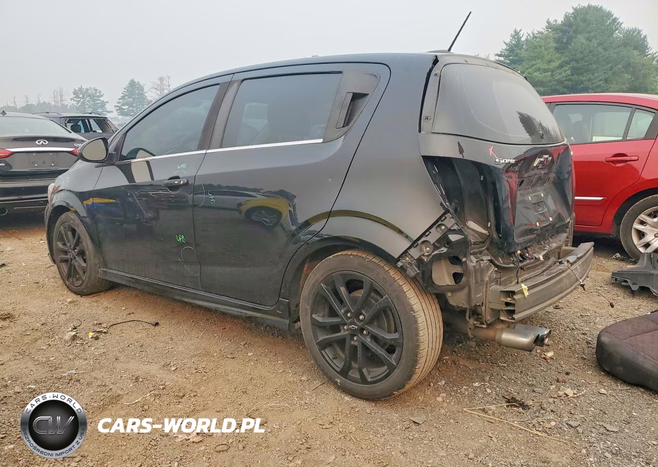 2019 Chevrolet Sonic Lt VIN:1G1JC6SB2K4121002 - 2