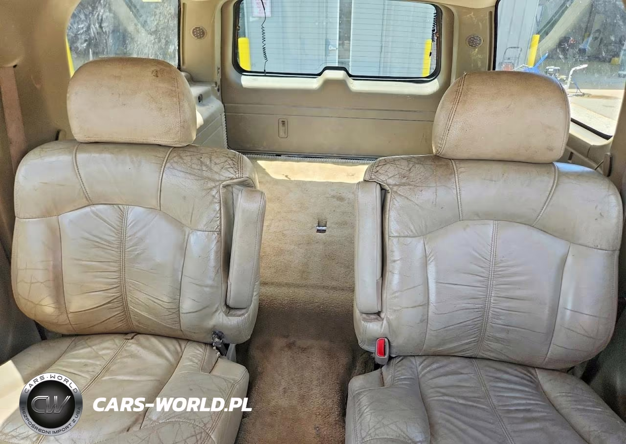 2002 Chevrolet Suburban K1500 VIN:1GNFK16Z02J103178 - 10