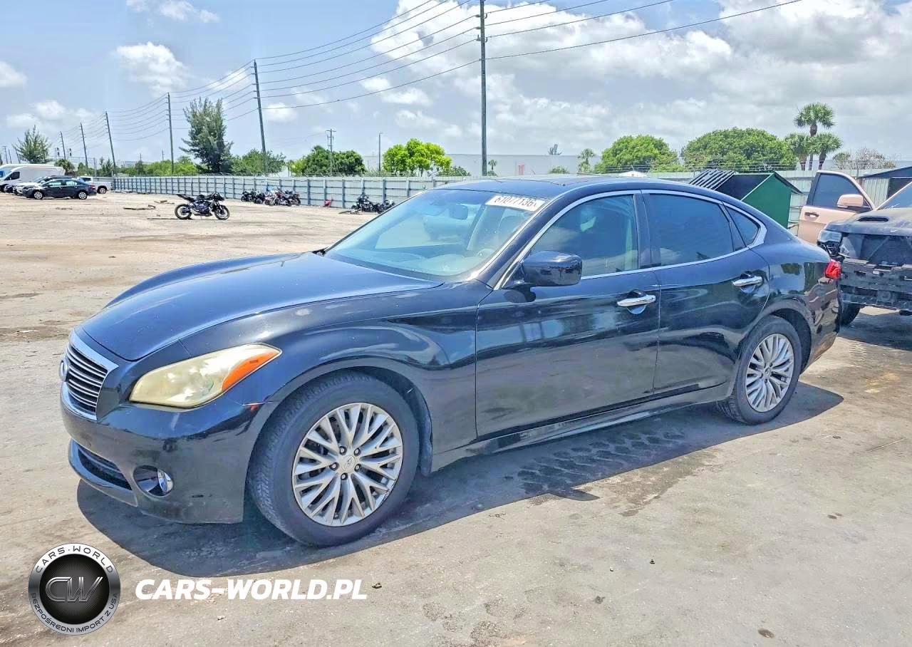2013 Infiniti M37 – zdjęcie 1 z 13