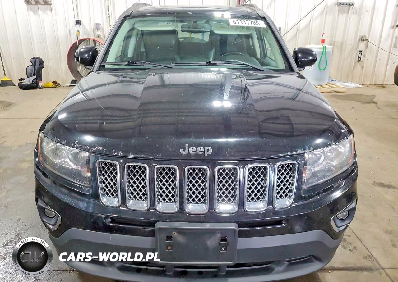 2016 Jeep Compass Latitude VIN:1C4NJDEB2GD674111 - 5