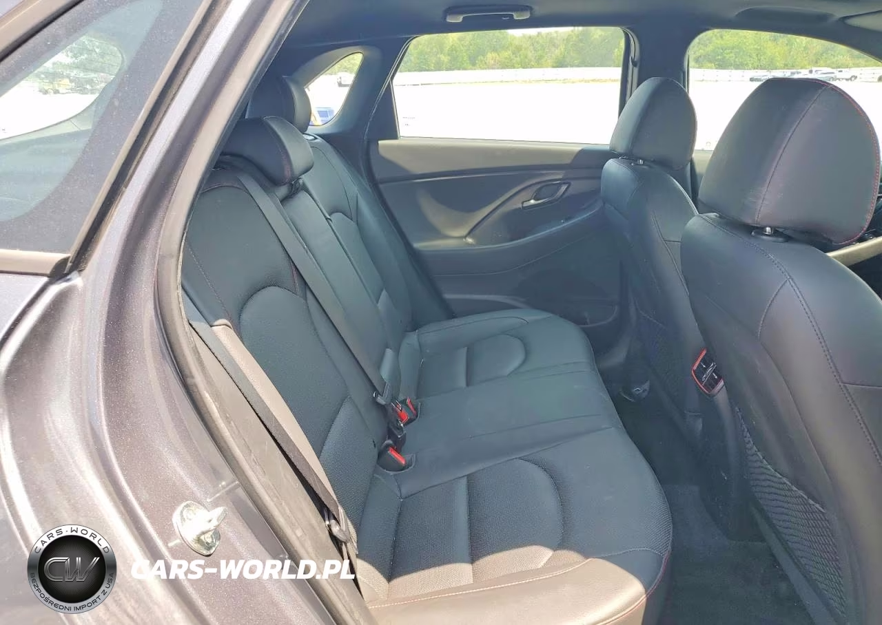 2019 Hyundai Elantra VIN:KMHH55LC7KU105343 - 10