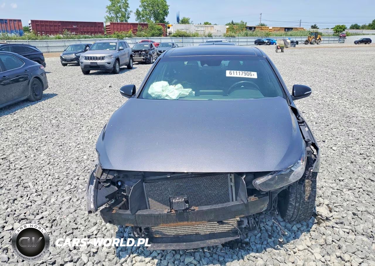 2019 Hyundai Elantra VIN:KMHH55LC7KU105343 - 5