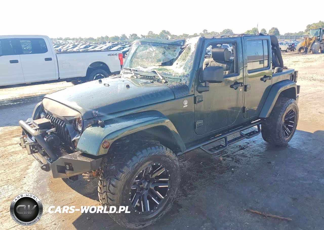 2010 Jeep Wrangler Unlimited Sahara – zdjęcie 1 z 13