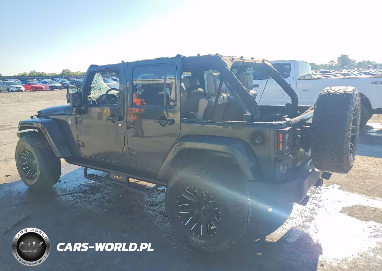 2010 Jeep Wrangler Unlimited Sahara VIN:1J4HA5H15AL146026 - 2