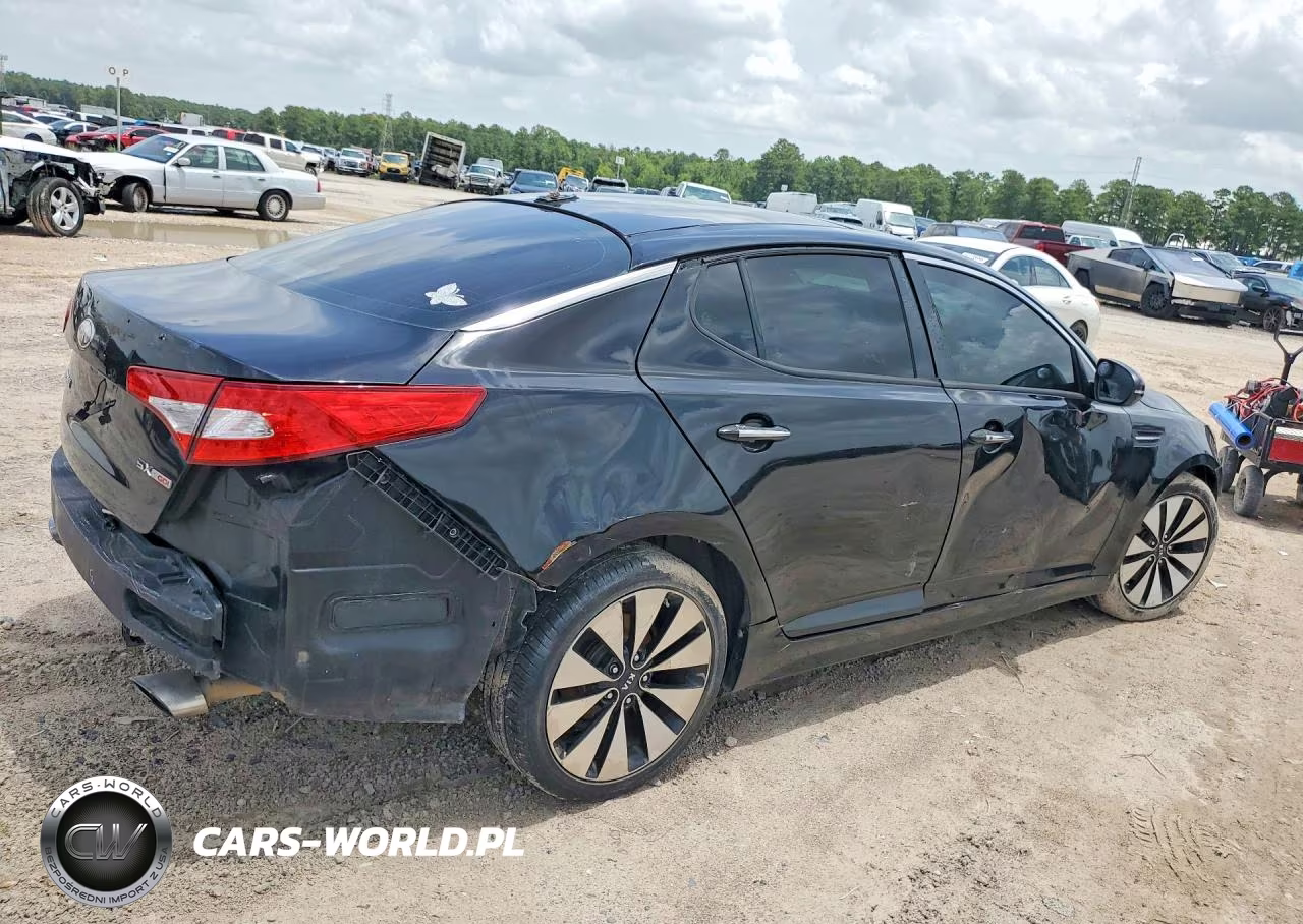2012 Kia Optima Sx VIN:5XXGR4A61CG004477 - 3