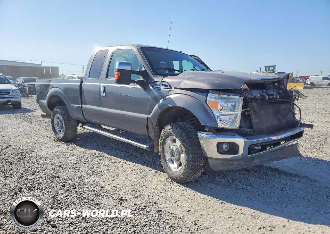 2011 Ford F250 Super Duty VIN:1FT7X2B66BEC10874 - 4