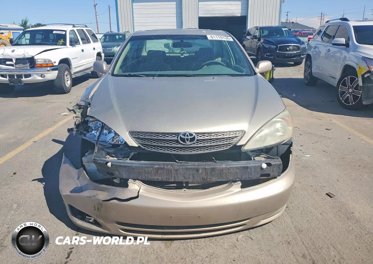 2002 Toyota Camry Le V6 VIN:4T1BF30K12U502033 - 5