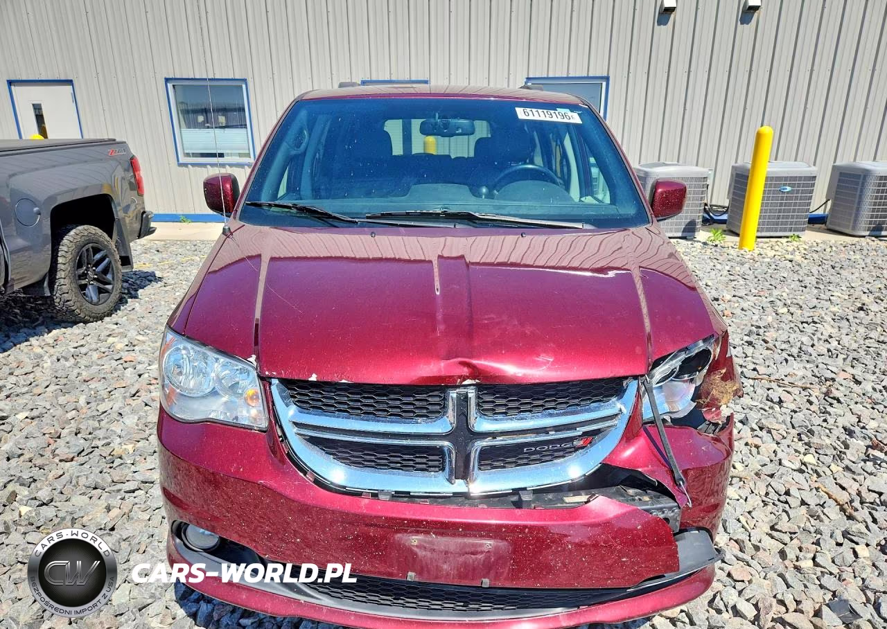 2018 Dodge Grand Caravan Sxt VIN:2C4RDGCG1JR156312 - 5