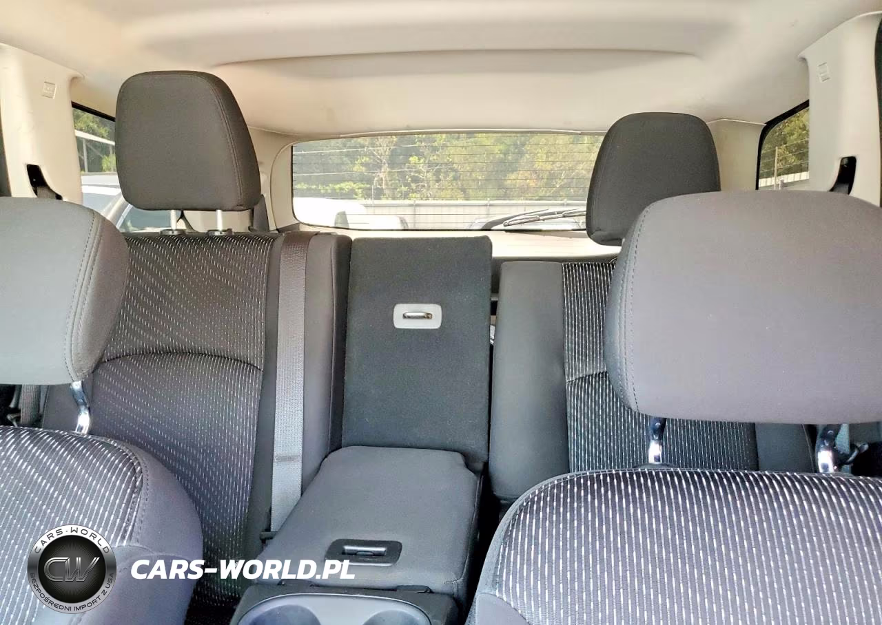 2018 Dodge Journey Se VIN:3C4PDCAB4JT509212 - 10