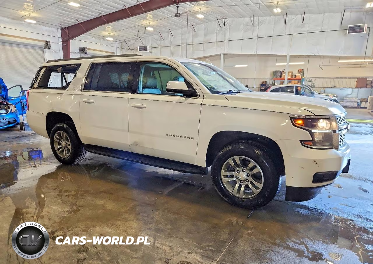 2018 Chevrolet Suburban K1500 Lt VIN:1GNSKHKC1JR194177 - 4