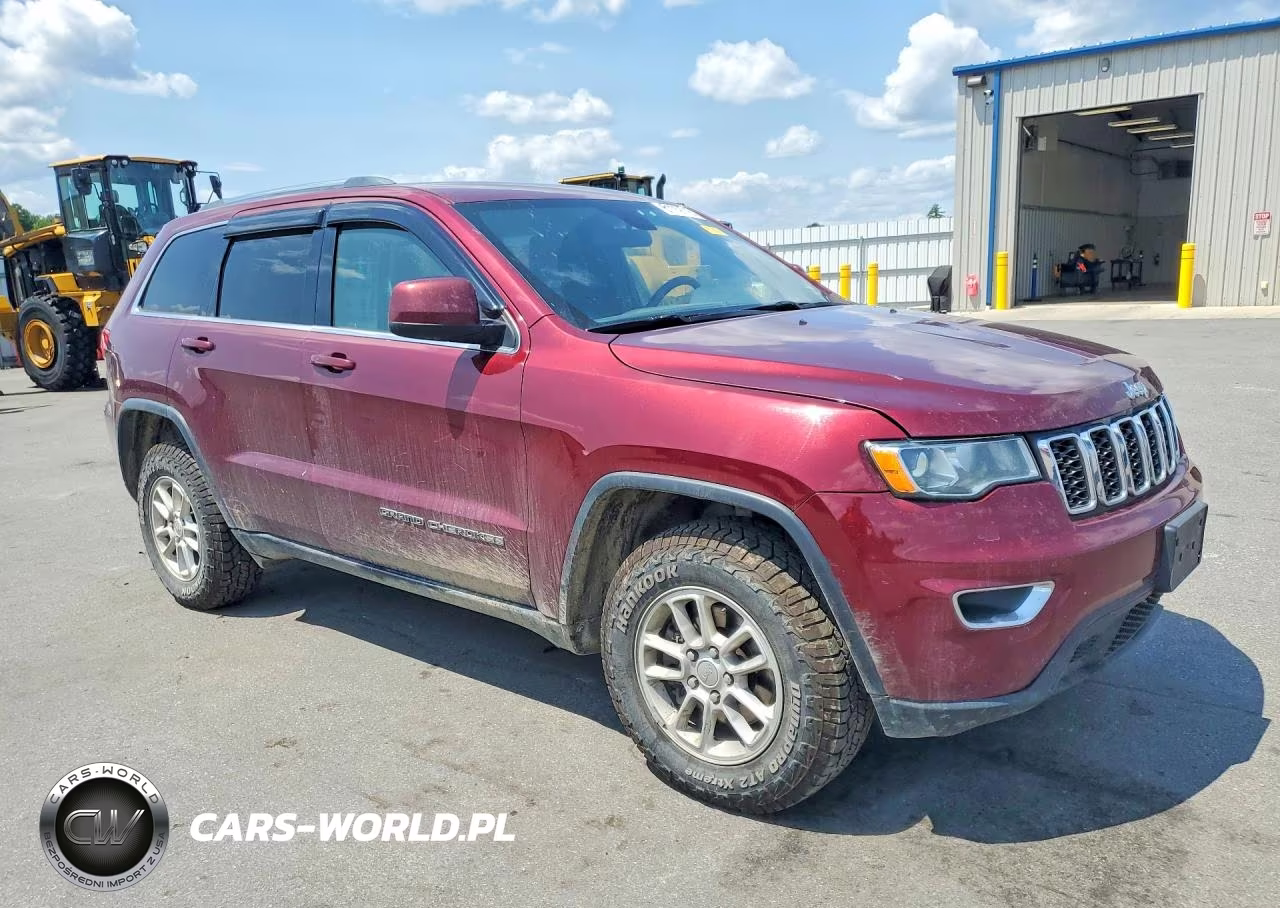 2018 Jeep Grand Cherokee Laredo VIN:1C4RJFAG4JC199668 - 4