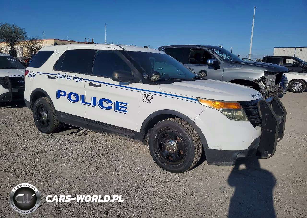 2014 Ford Explorer Police Interceptor VIN:1FM5K8AR8EGA09289 - 4