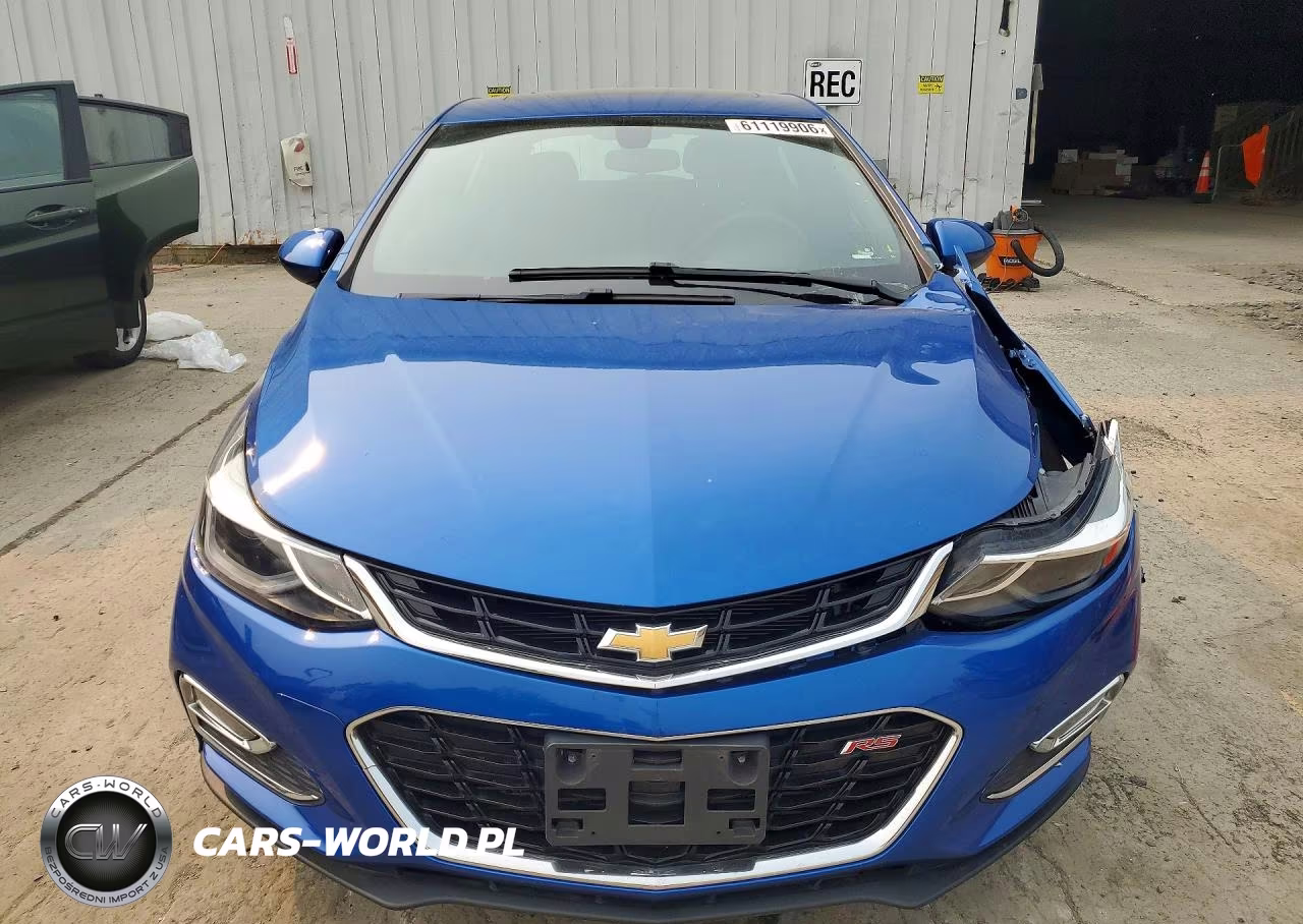 2018 Chevrolet Cruze Lt VIN:3G1BE6SM3JS639652 - 5