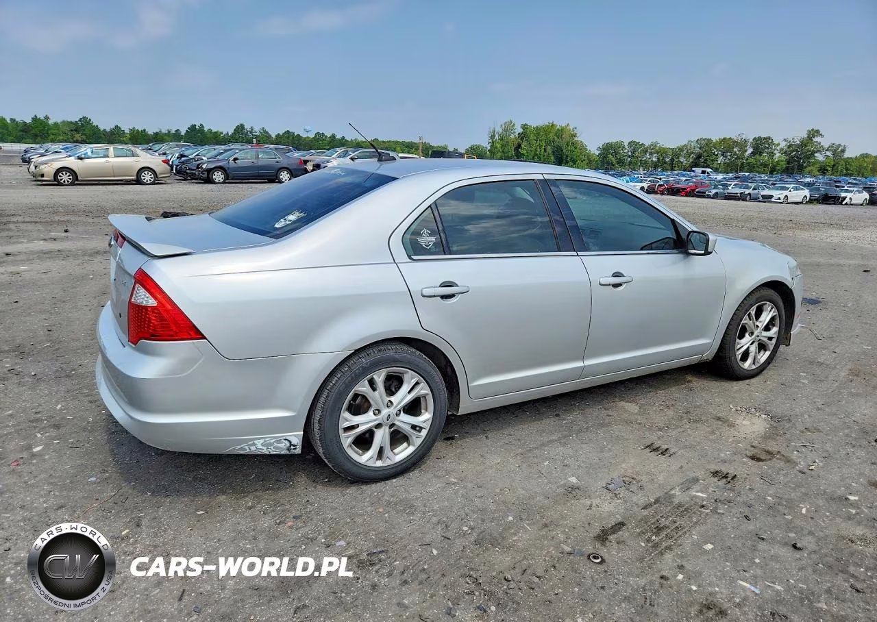 2012 Ford Fusion Se VIN:3FAHP0HA2CR360599 - 3