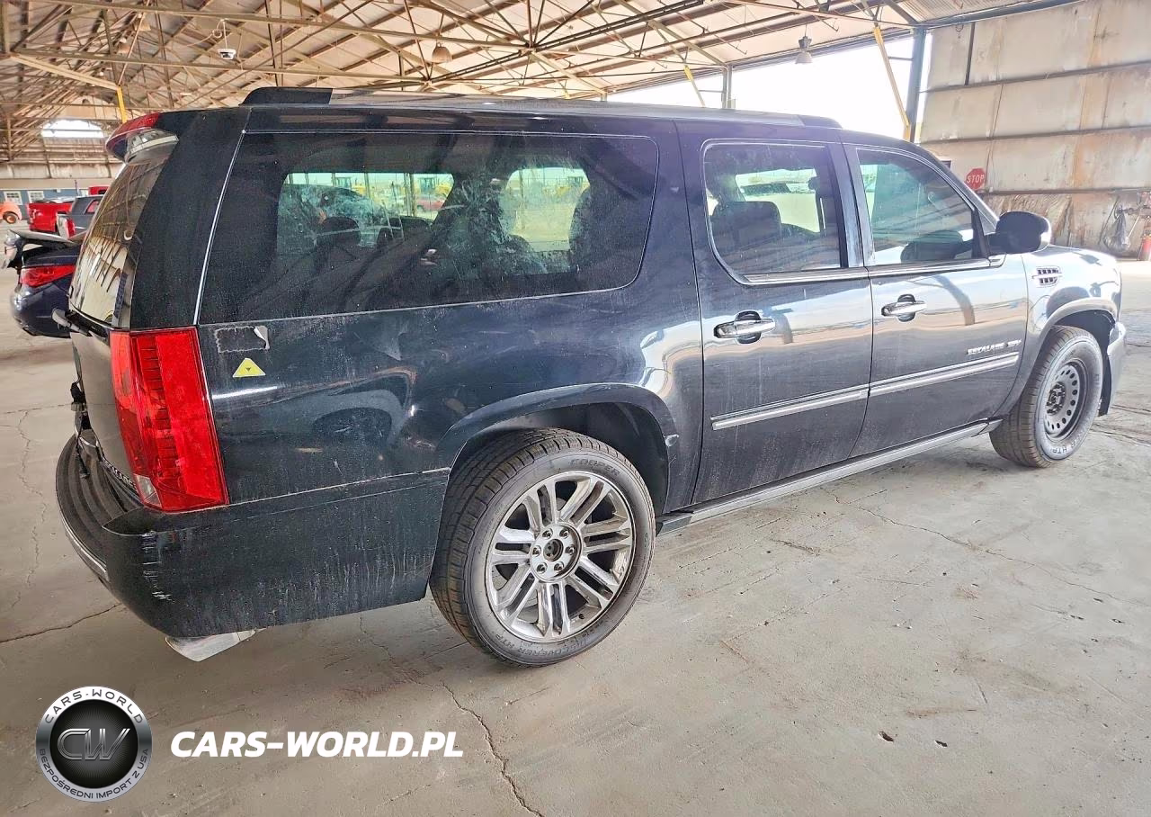 2011 Cadillac Escalade Esv Platinum VIN:1GYS4KEF3BR400374 - 3