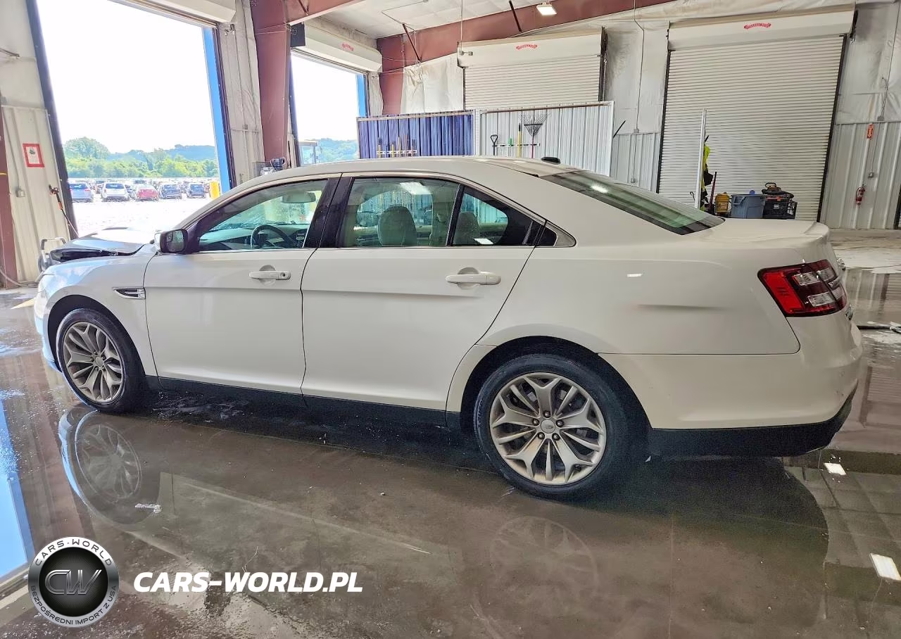 2015 Ford Taurus Limited VIN:1FAHP2F83FG152206 - 2