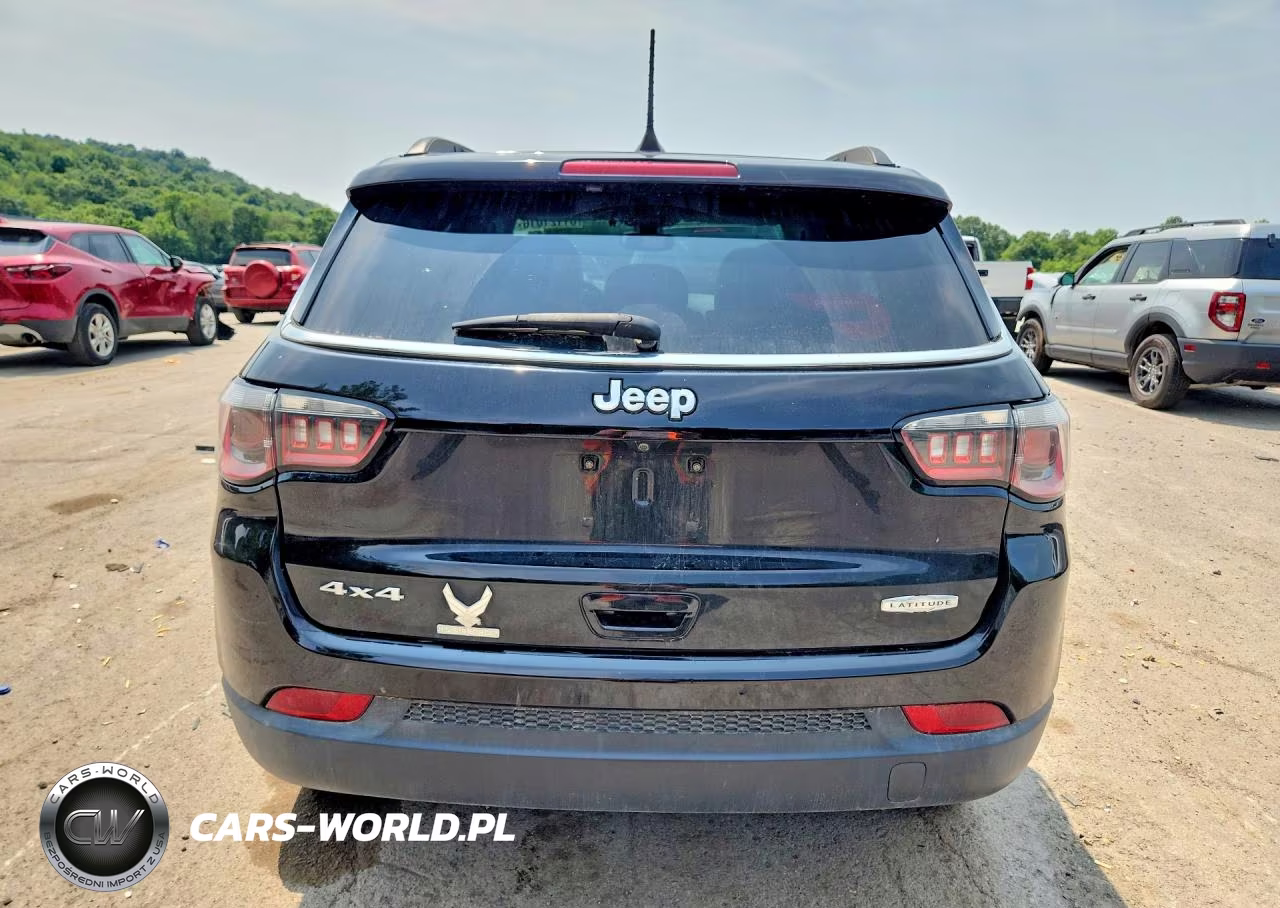 2018 Jeep Compass Latitude VIN:3C4NJDBBXJT155183 - 6