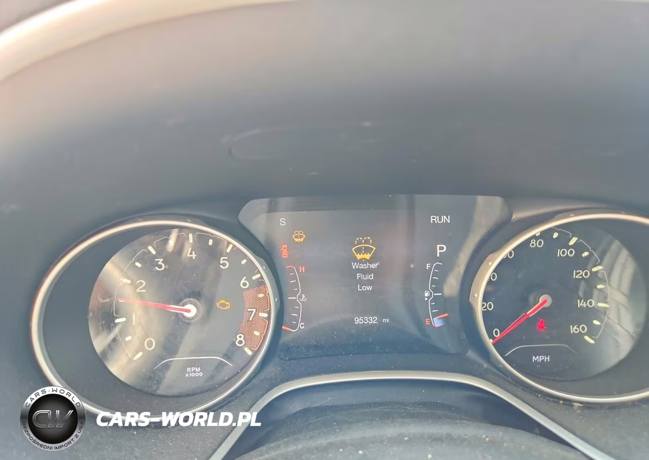 2018 Jeep Compass Latitude VIN:3C4NJDBBXJT155183 - 9