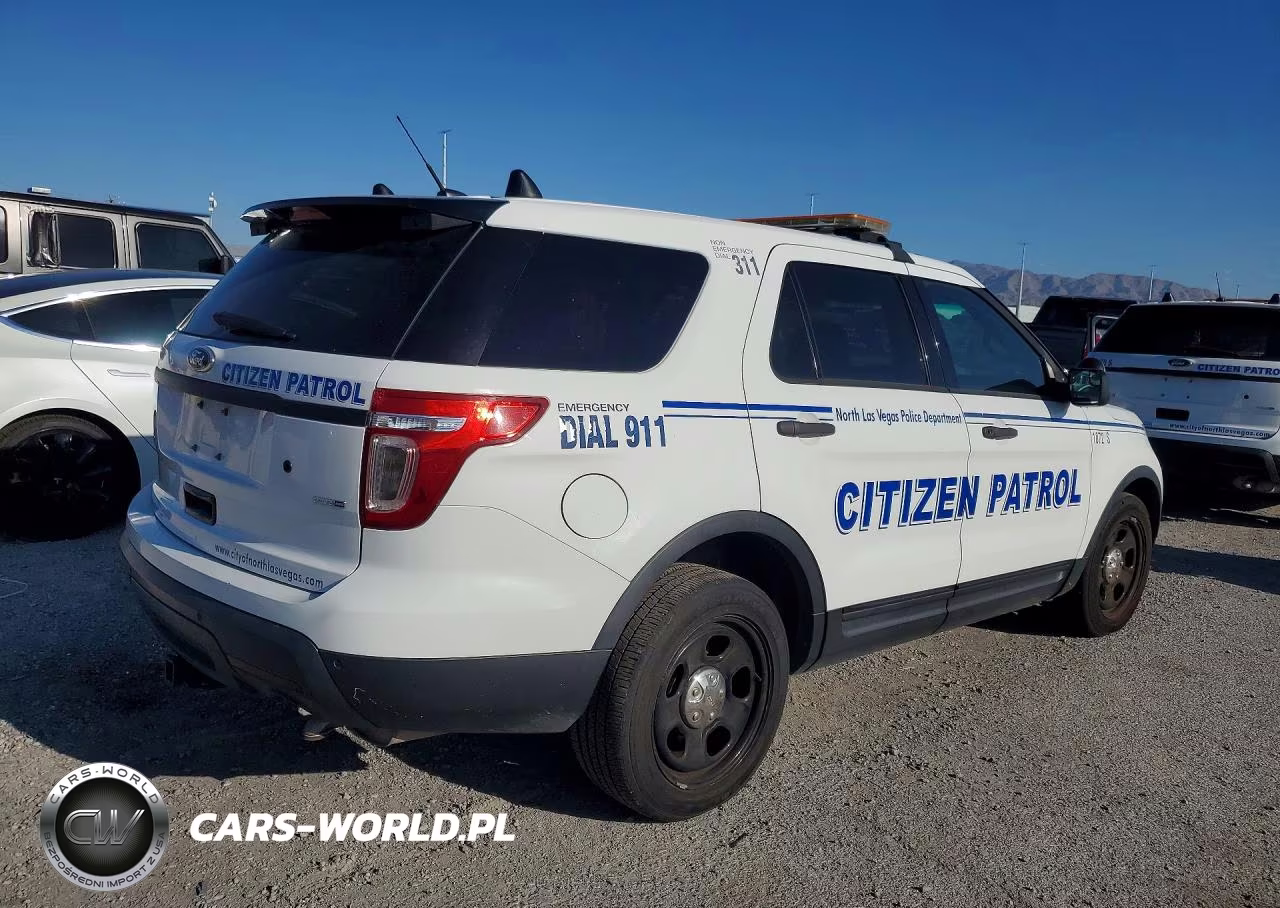 2014 Ford Explorer Police Interceptor VIN:1FM5K8AR9EGA75916 - 3