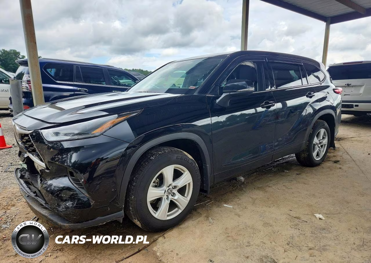 2021 Toyota Highlander Le – zdjęcie 1 z 13
