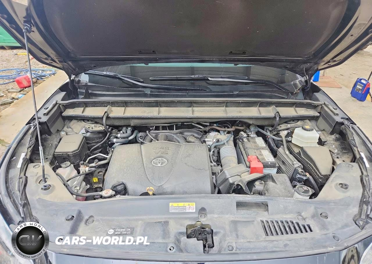 2021 Toyota Highlander Le VIN:5TDBZRBH4MS095655 - 12