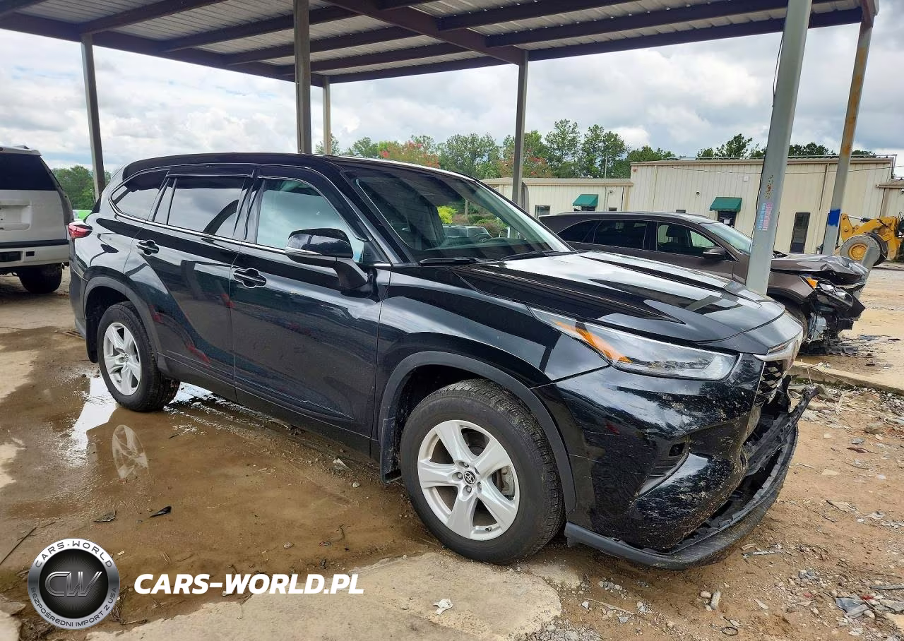 2021 Toyota Highlander Le VIN:5TDBZRBH4MS095655 - 4