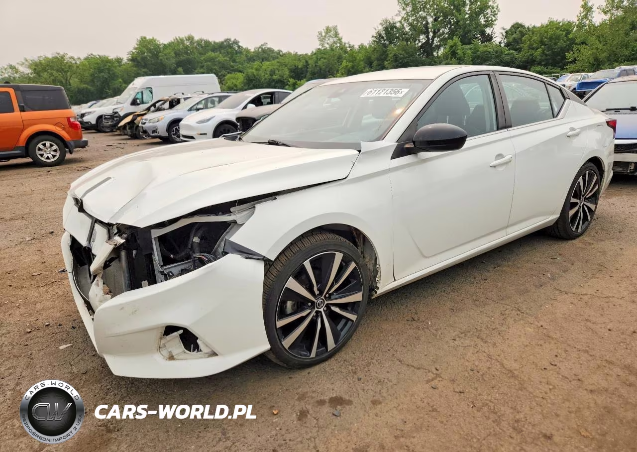 2021 Nissan Altima Sr