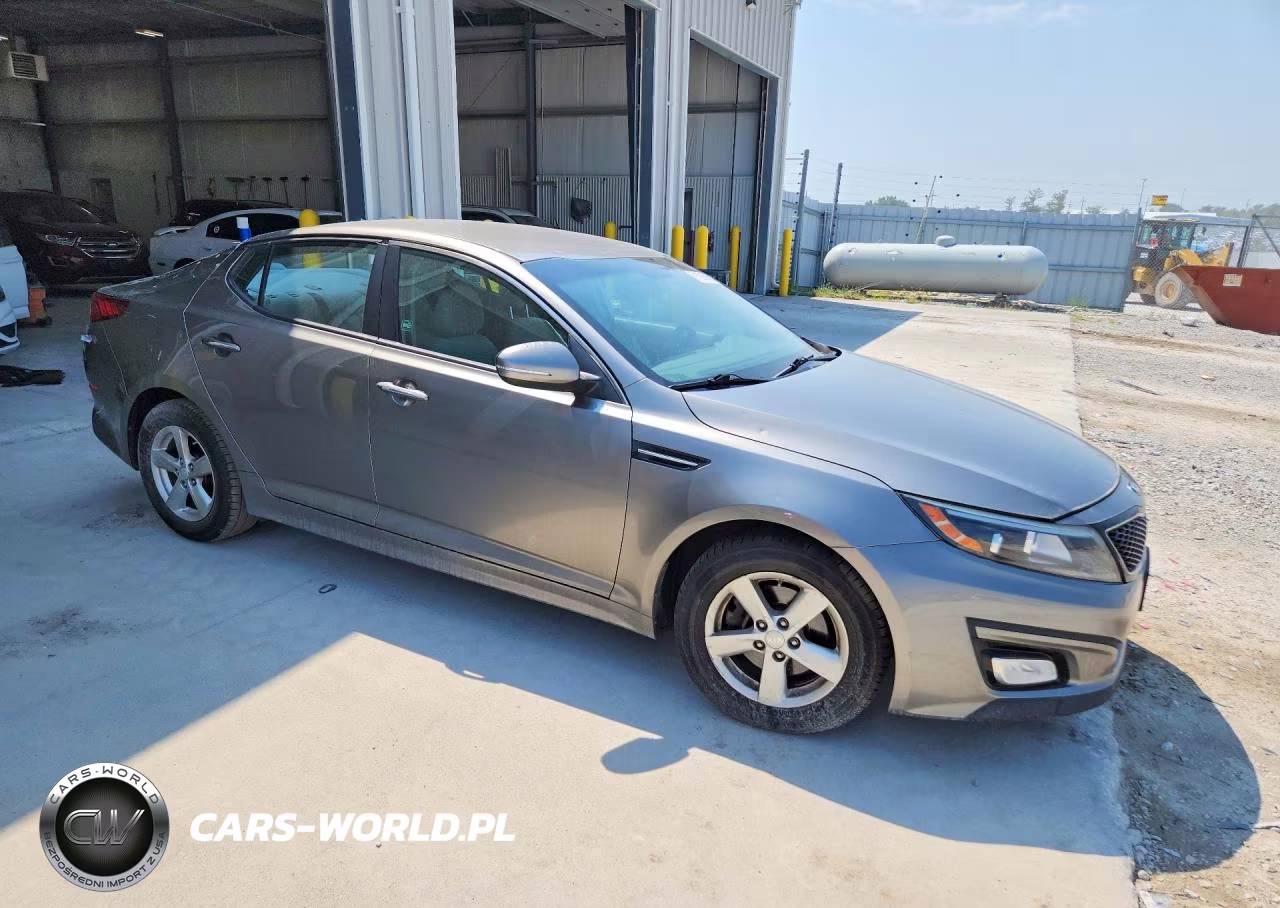 2015 Kia Optima Lx VIN:5XXGM4A72FG481527 - 4