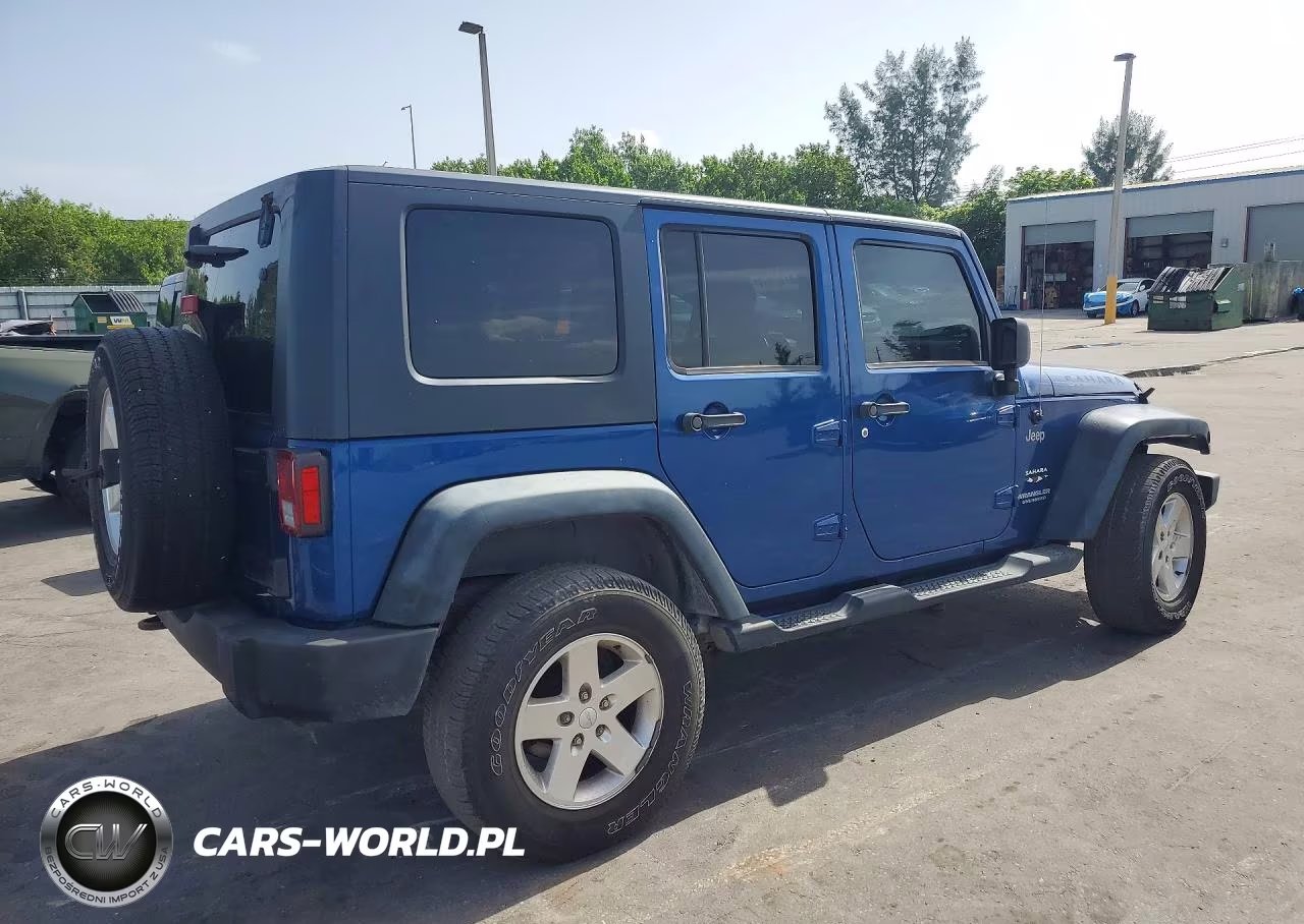 2010 Jeep Wrangler Sahara VIN:1J4BA5H1XAL119846 - 3
