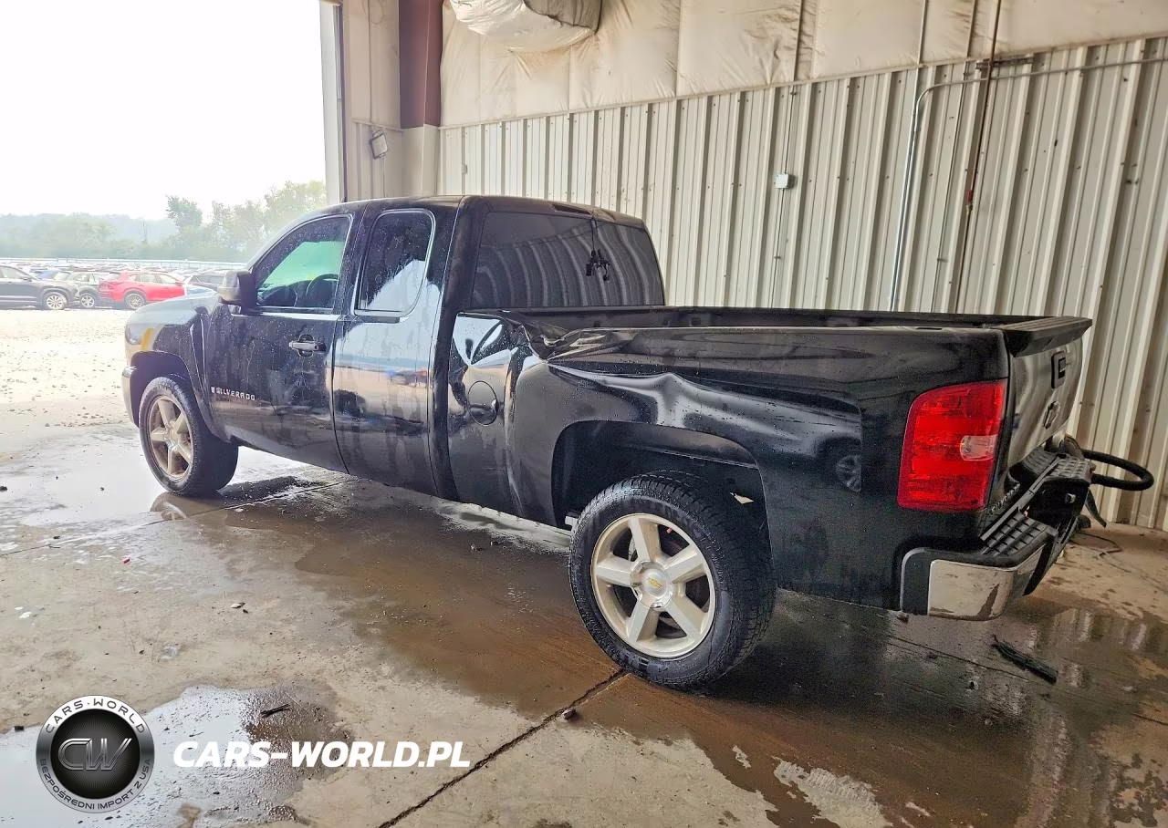 2008 Chevrolet Silverado C1500 VIN:2GCEC19C281252381 - 2