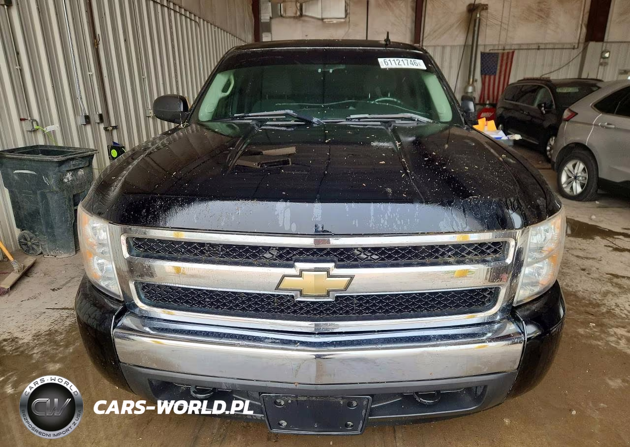 2008 Chevrolet Silverado C1500 VIN:2GCEC19C281252381 - 5