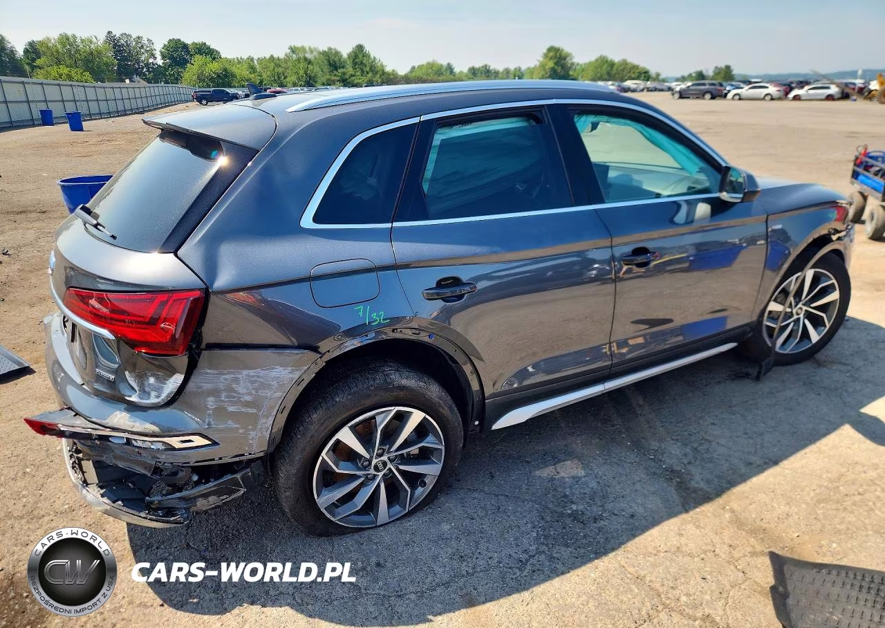 2023 Audi Q5 Premium 45 VIN:WA1GAAFY7P2091338 - 3