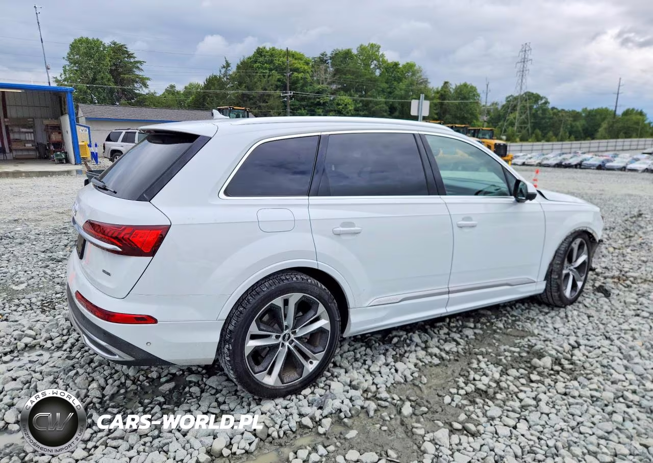 2020 Audi Q7 Prestige VIN:WA1VXAF71LD004920 - 3