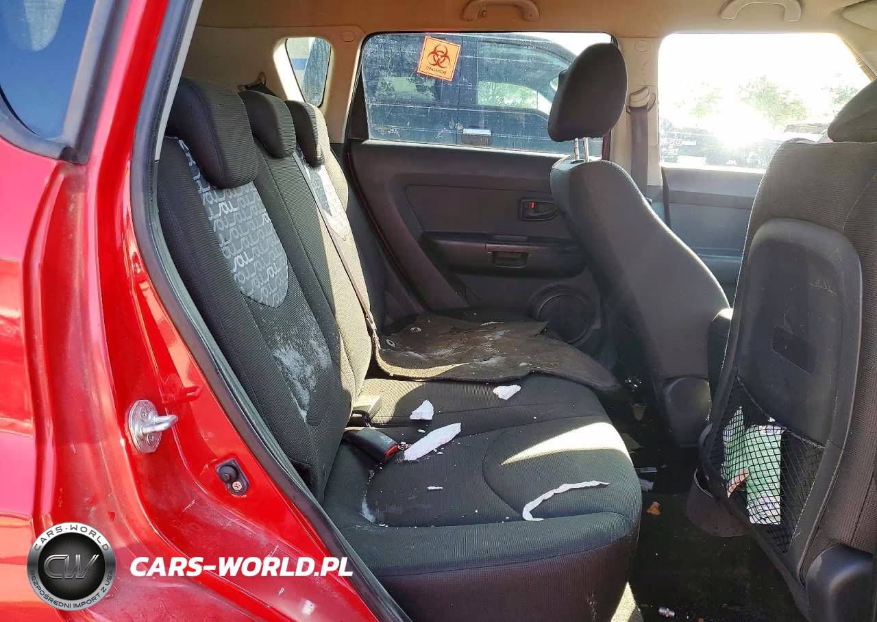 2010 Kia Soul + VIN:KNDJT2A24A7067880 - 11
