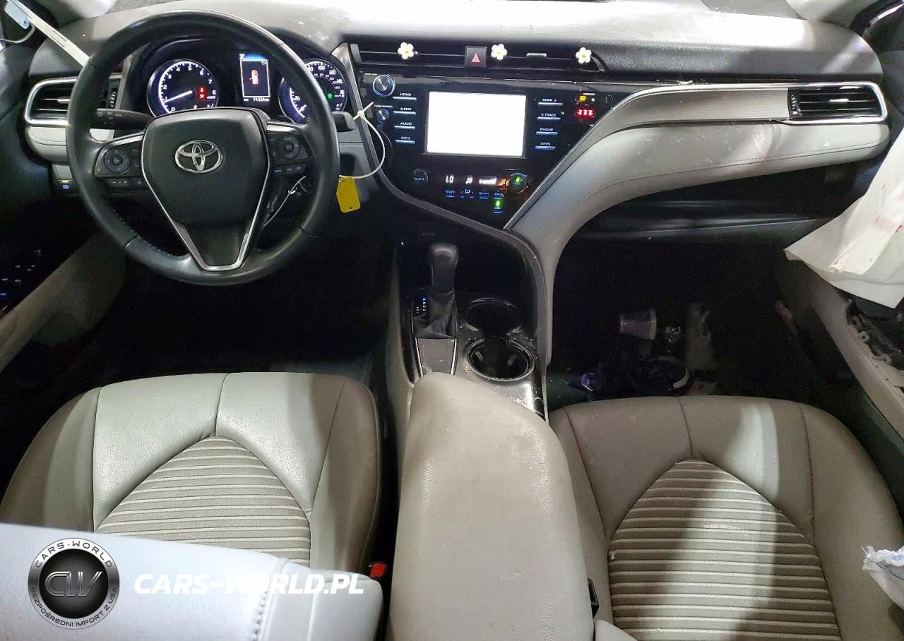 2018 Toyota Camry Se VIN:4T1B11HK3JU619666 - 8