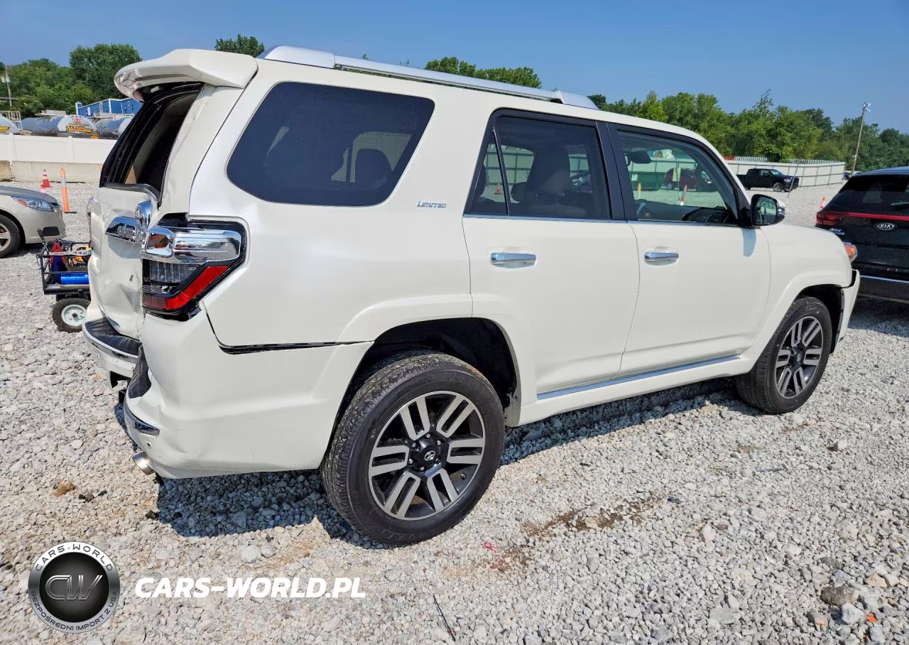 2020 Toyota 4Runner Limited VIN:JTEBU5JR8L5823477 - 3