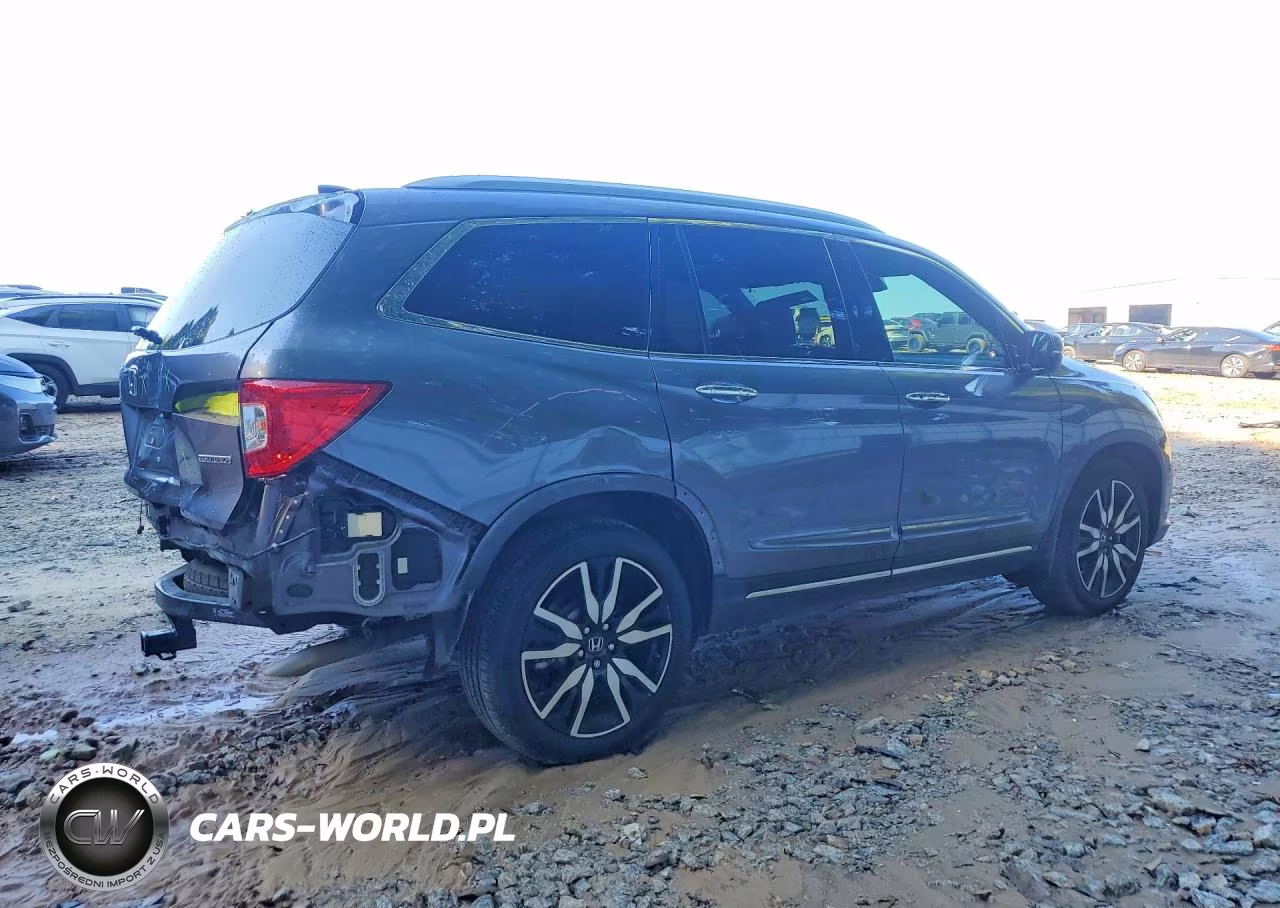 2020 Honda Pilot Touring VIN:5FNYF5H90LB007232 - 3